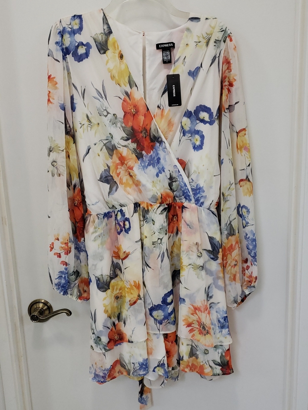 〰️Express〰️ Peasant Sleeve Floral Wrap Dress XL